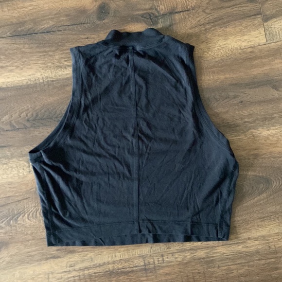 Lululemon bundle. - Picture 6 of 10